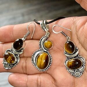 Golden Brown Tiger Eye Pendant & Earrings
